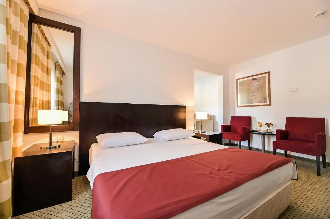 ***  Hotel International Croatia